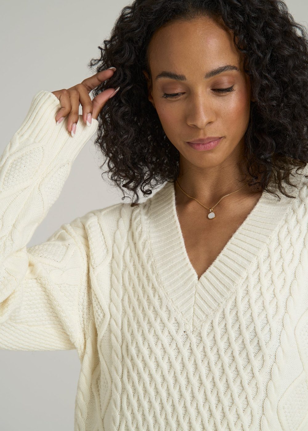 V Neck Cashmere Blend Cable Knit Women's Tall Sweater in Winter White - Image 2