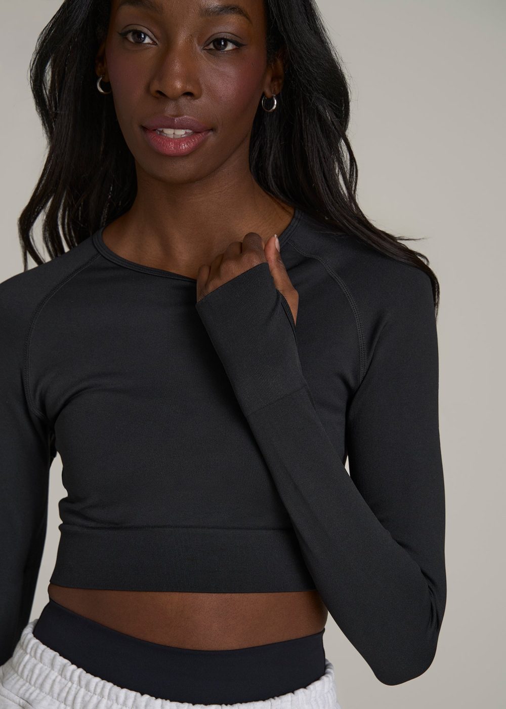 Compression Long Sleeve Cropped Training Top for Tall Women in Black - Image 2