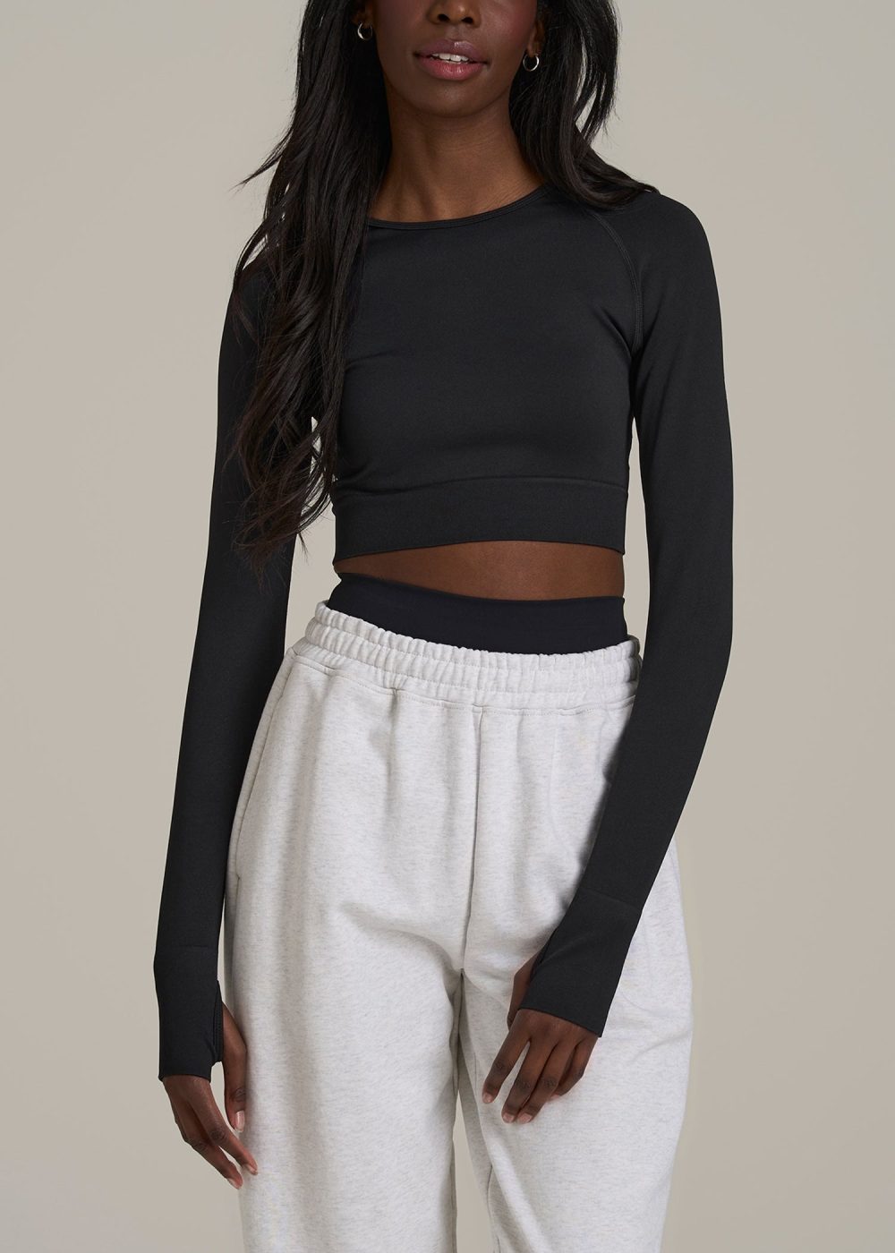 Compression Long Sleeve Cropped Training Top for Tall Women in Black