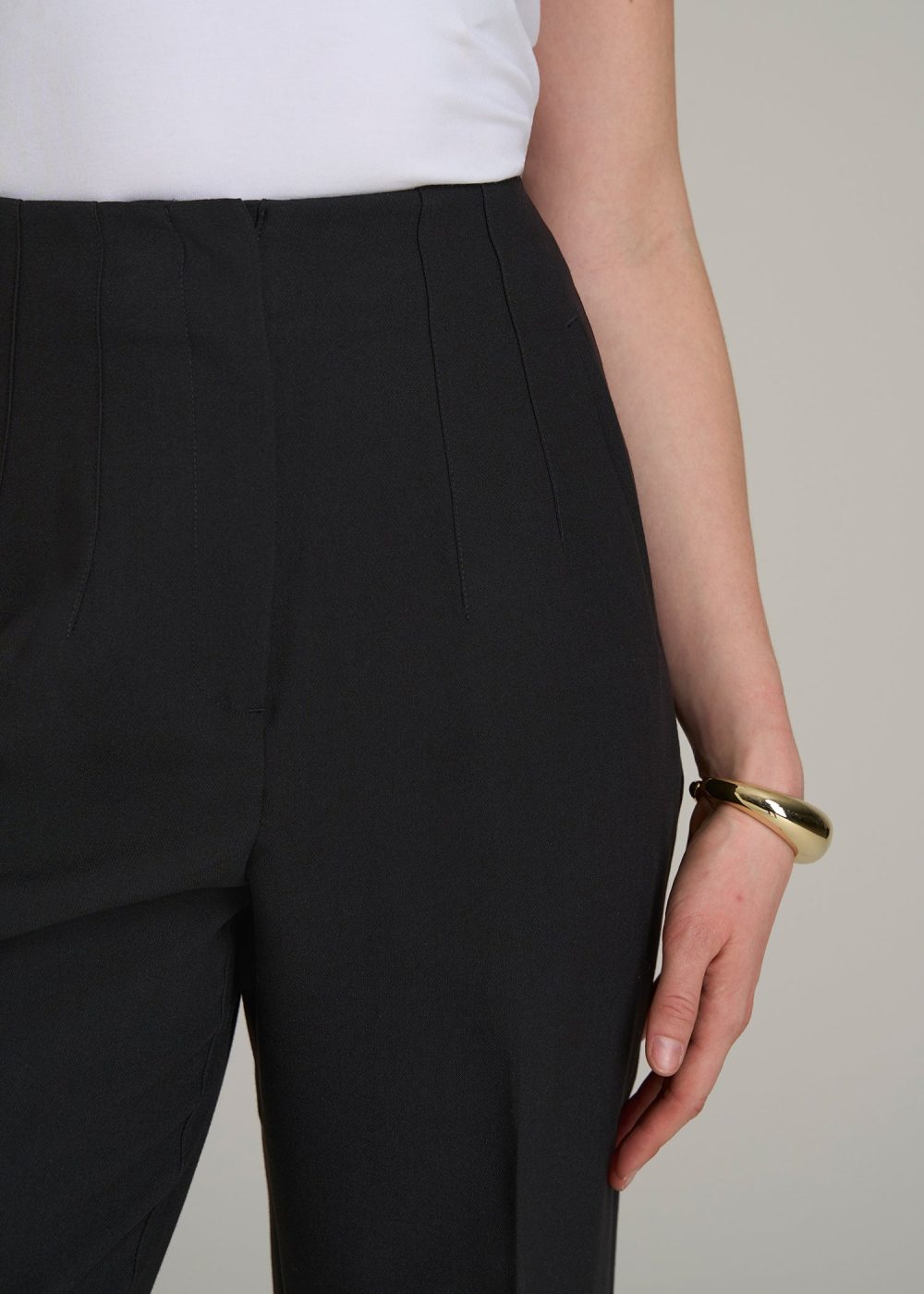 High Rise Pants with Darts for Tall Women in Black - Image 2