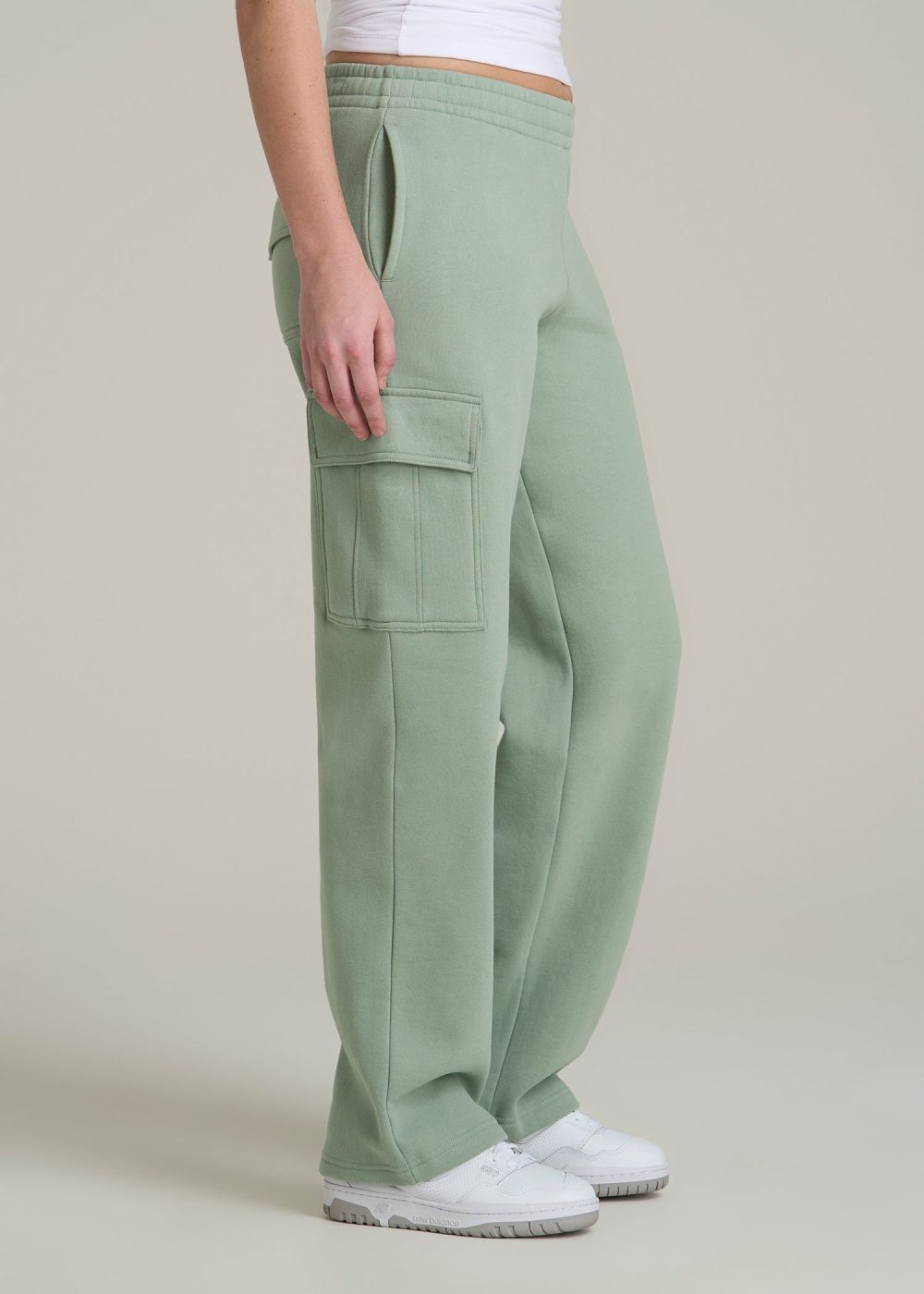 Mid Rise Cargo Fleece Sweatpants for Tall Women in Seagrass - Image 3
