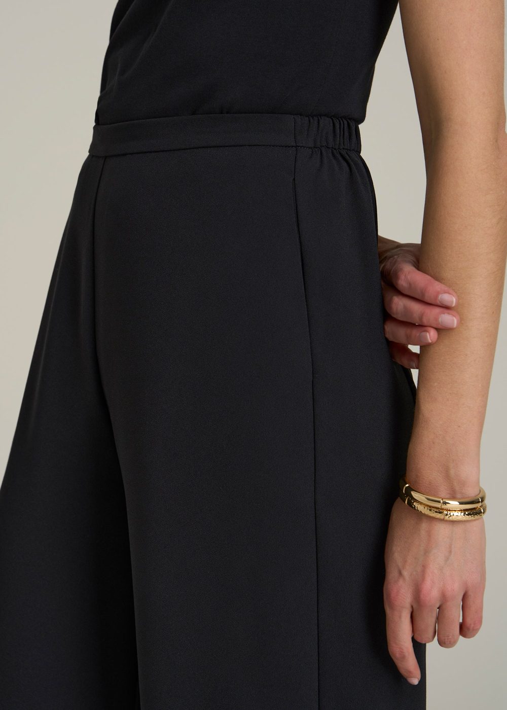 Pull-On Crepe Ultra Wide Pants for Tall Women in Black - Image 2