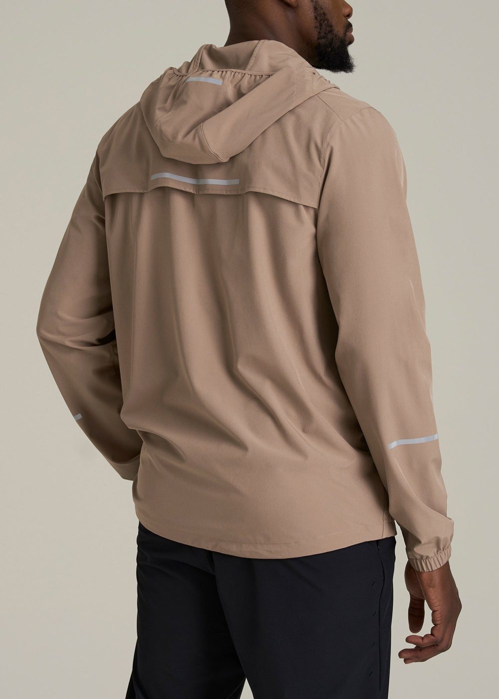 Featherweight Packable Anorak in Dark Sand - Image 4