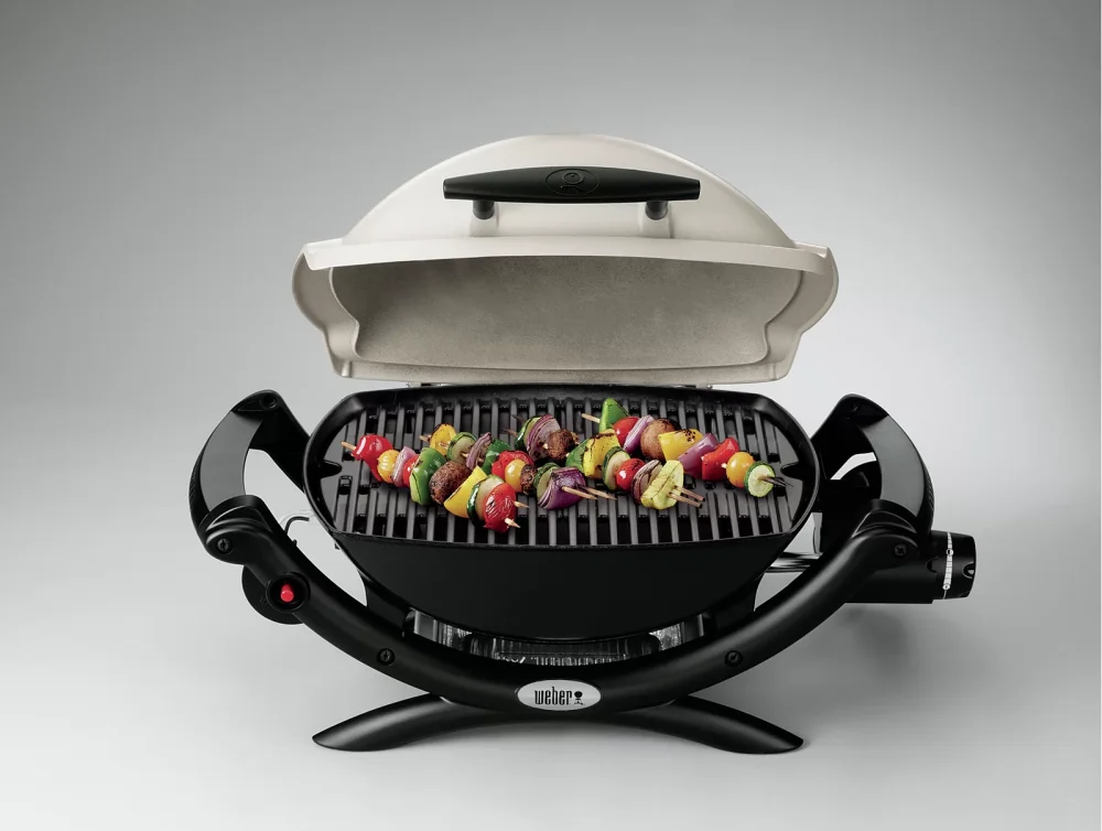 Q 1000 Portable Gas Grill   189 Sq In | Titanium - Image 2